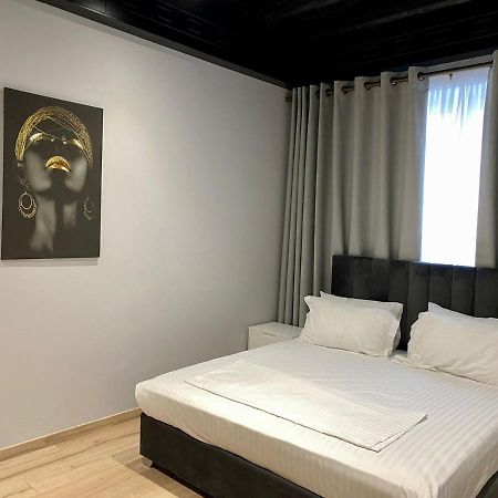 Primo Hotel Τίρανα Εξωτερικό φωτογραφία
