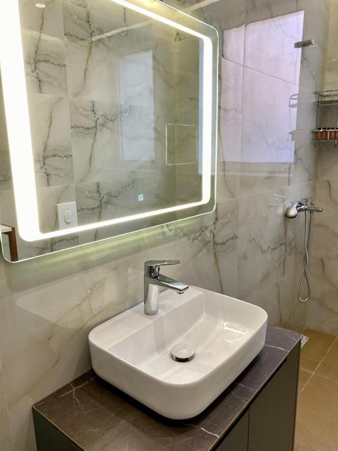 Primo Hotel Τίρανα Εξωτερικό φωτογραφία